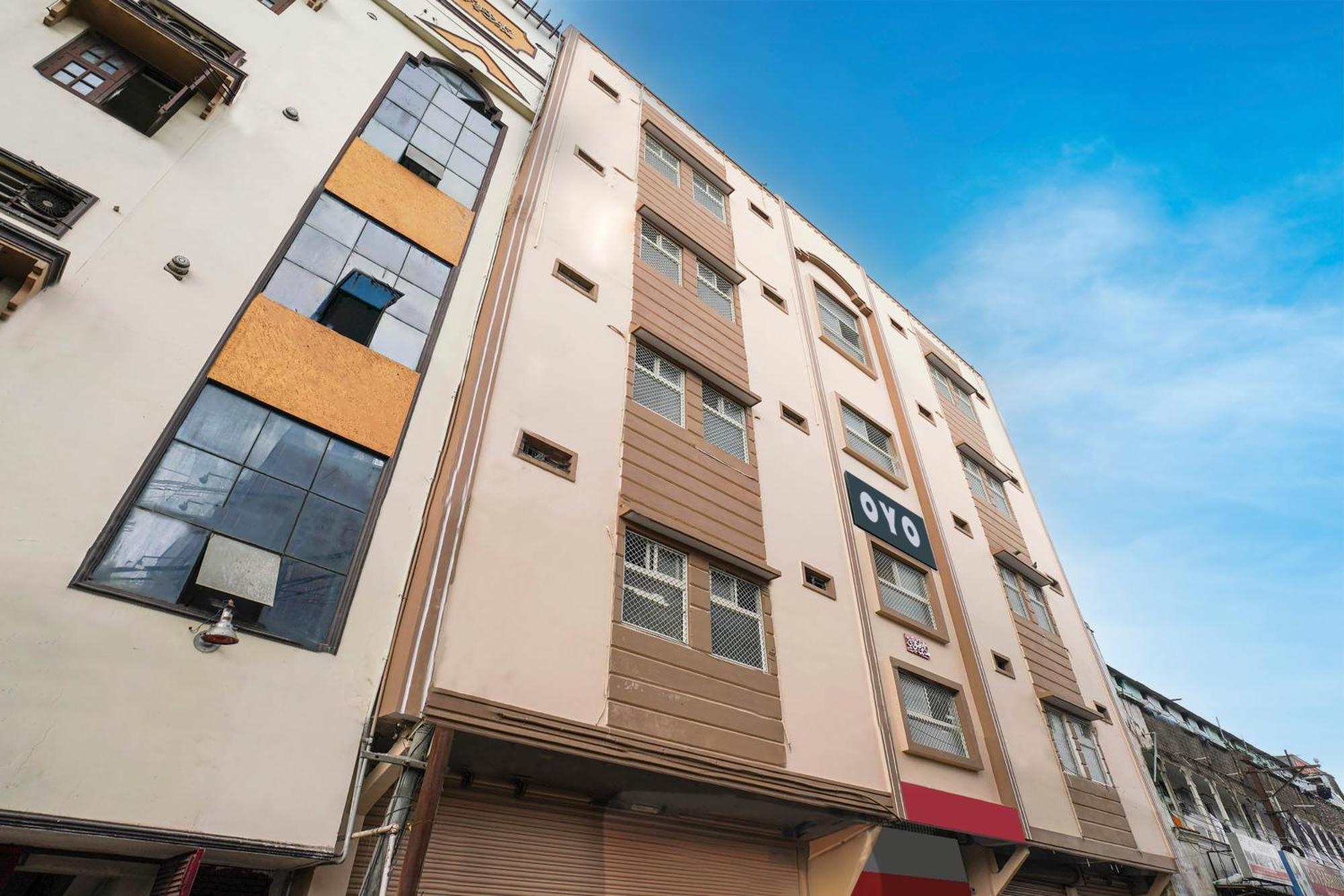 Hotel O Aroma Classic Near Nampally Main Railway Station Hyderabad Eksteriør bilde